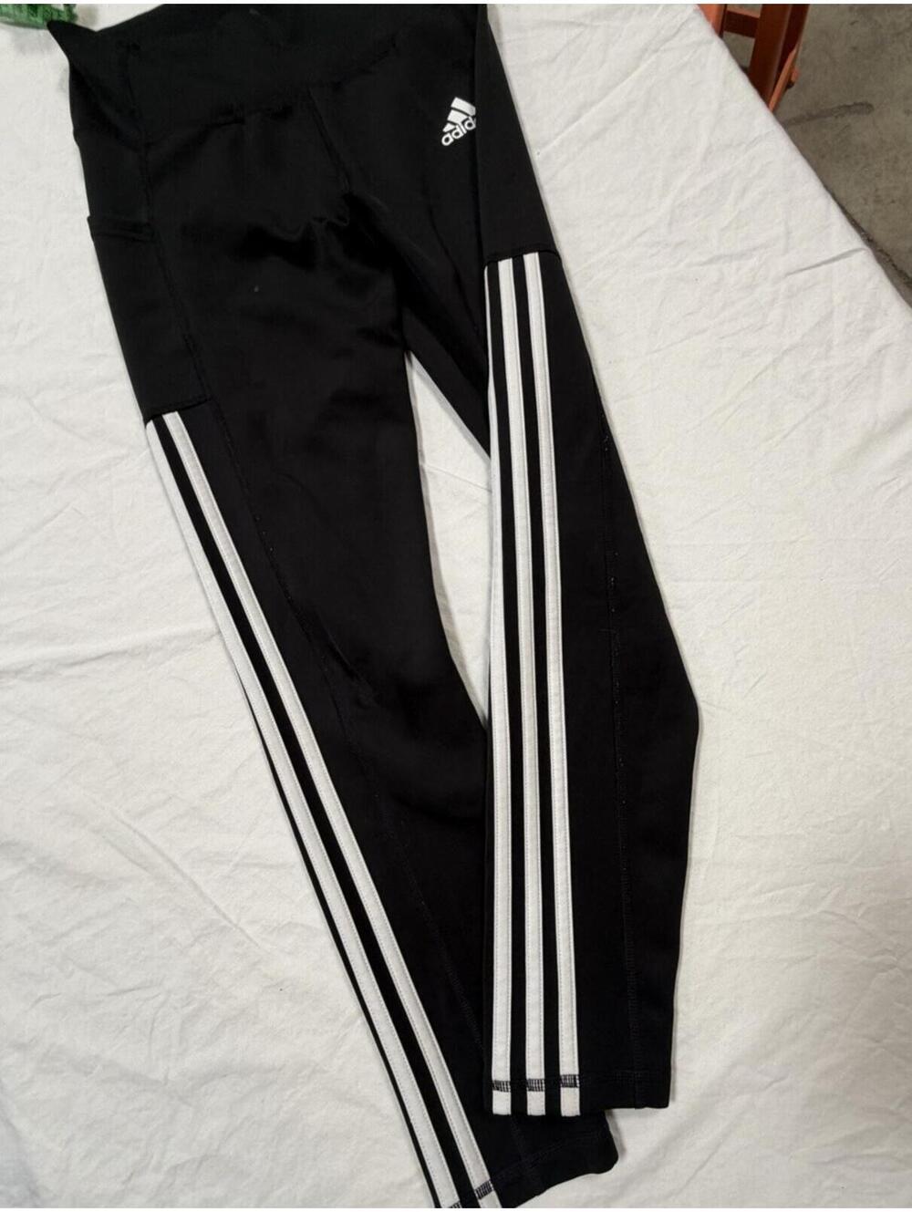 adidas AEROREADY Women’s Black Leggings White 3-Stripes Size S Activewear
